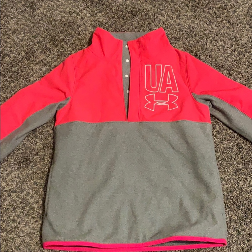 Under Armour pullover